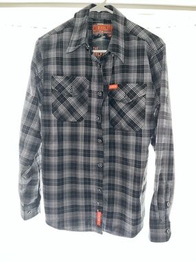 DIXXON Flannel The Backroad Black & Gray Plaid Long-Sleeve Button-Down Shirt